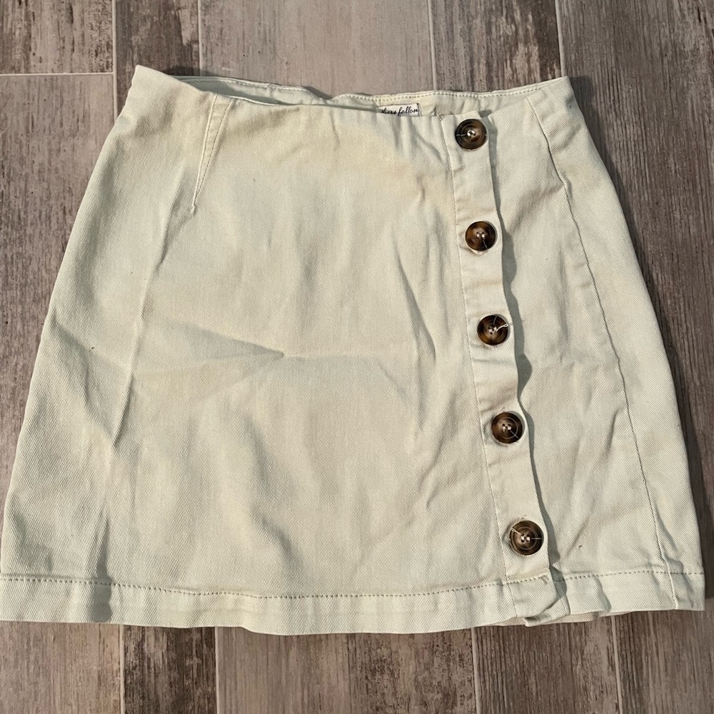Tan Button down women’s skirt, size small